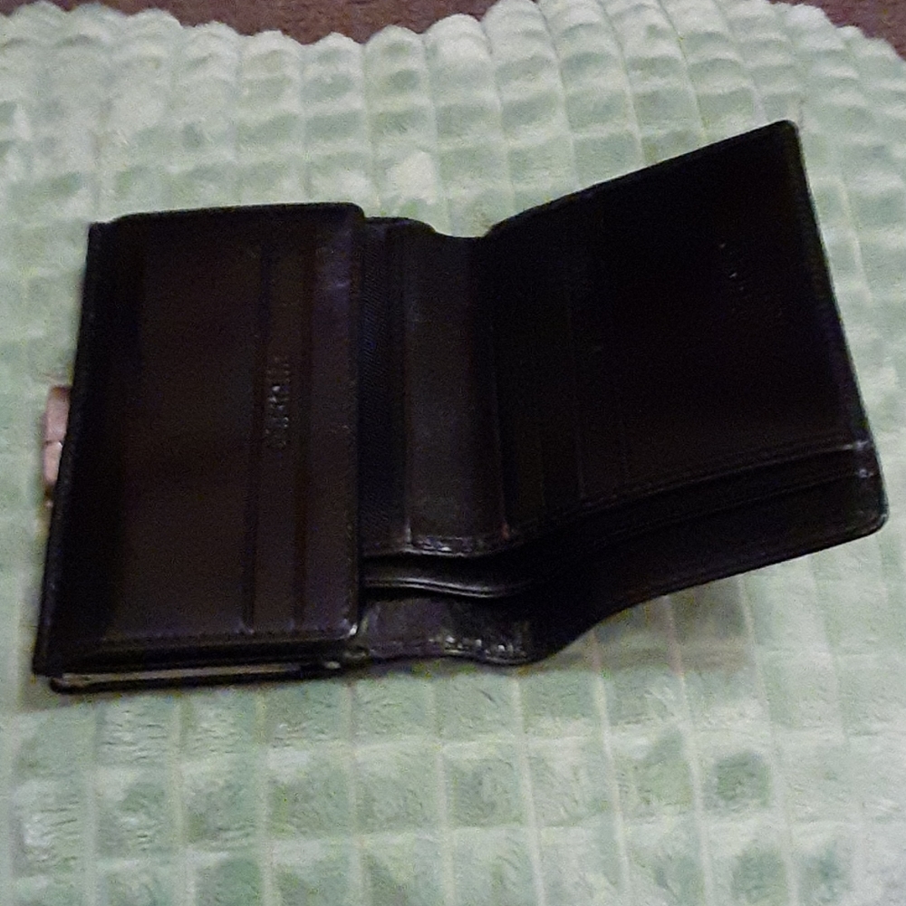 Women's Wallet - Picture 4 of 4